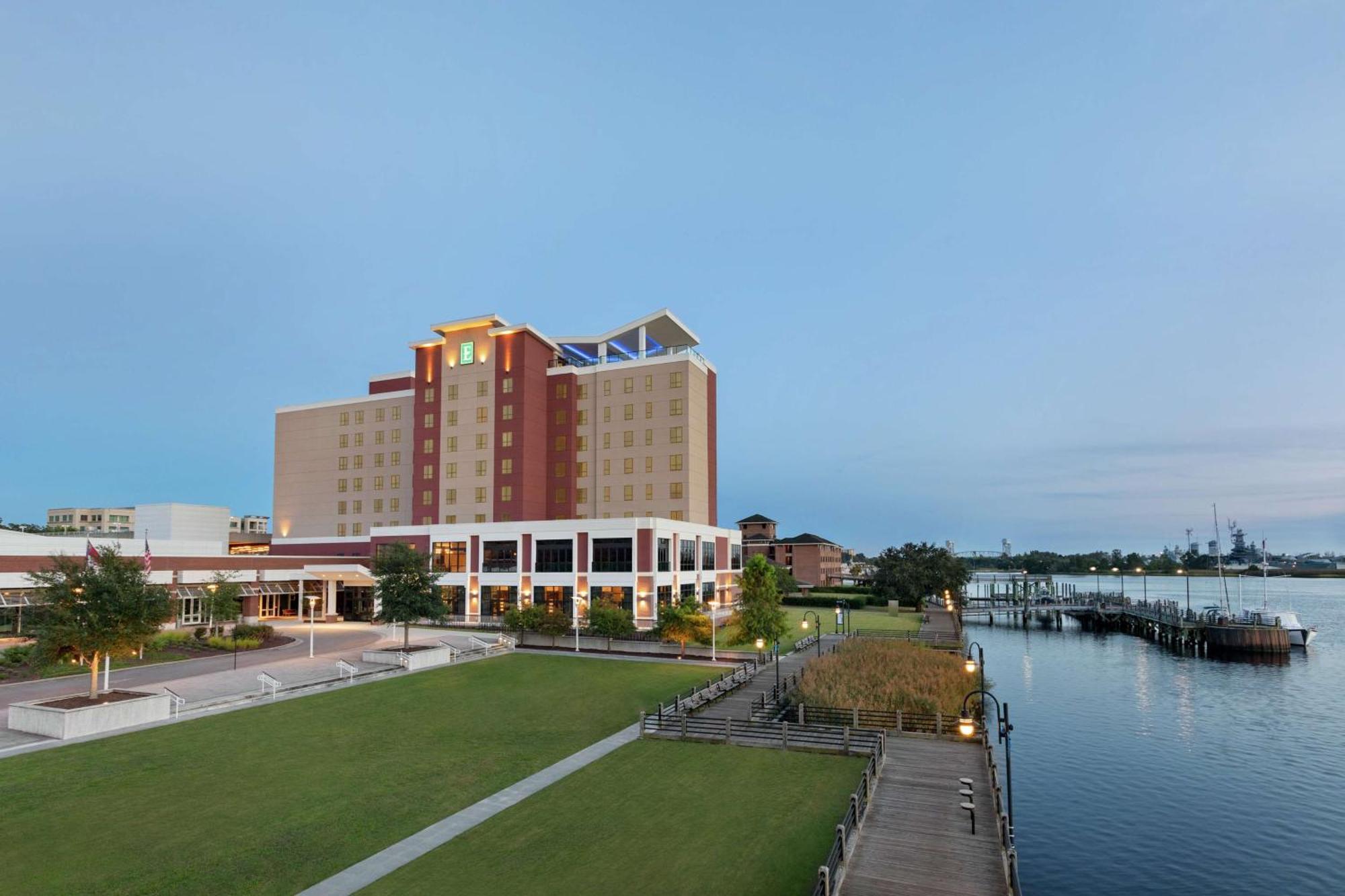 Embassy Suites By Hilton Wilmington Riverfront Buitenkant foto