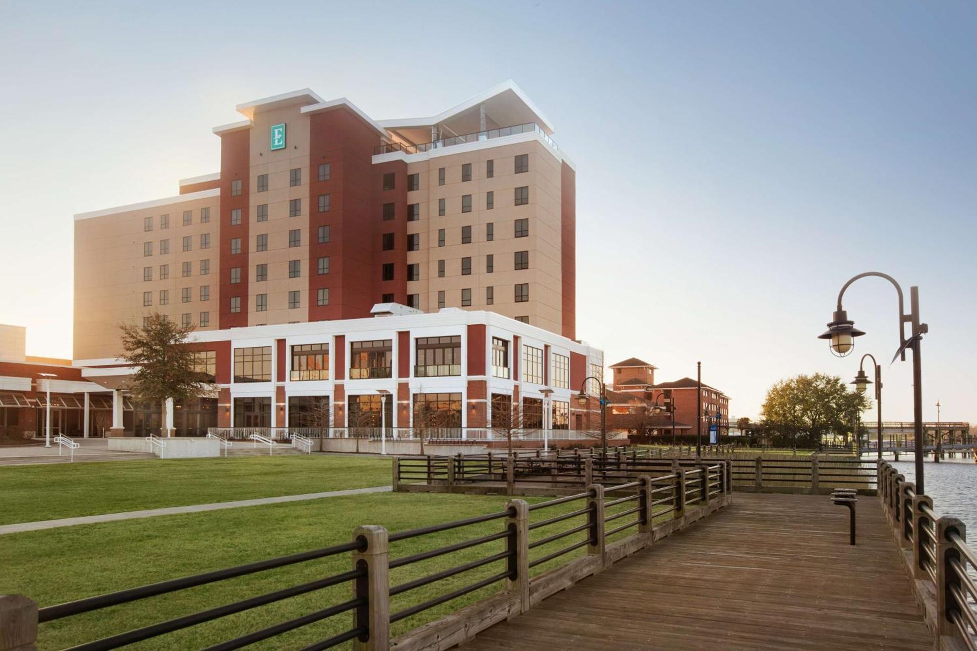 Embassy Suites By Hilton Wilmington Riverfront Buitenkant foto